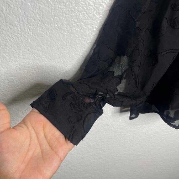 Jon & Anna Contemporary Womens Top Size M Black Floral Semi Sheer Button Up - Picture 8 of 11